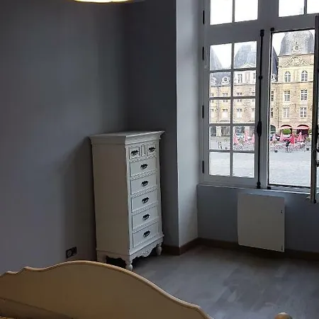 12 Place Ducale Appartement *